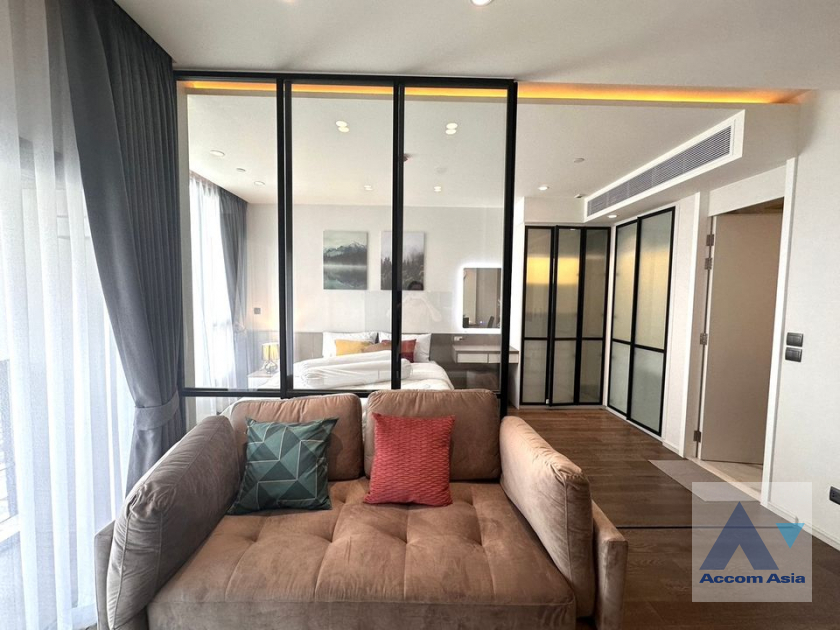 unit 1 Bedroom  Condominium For Rent in Sukhumvit, Bangkok  near BTS Asok - MRT Sukhumvit (AA39784)