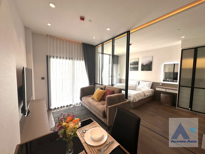 unit 1 Bedroom  Condominium For Rent in Sukhumvit, Bangkok  near BTS Asok - MRT Sukhumvit (AA39784)