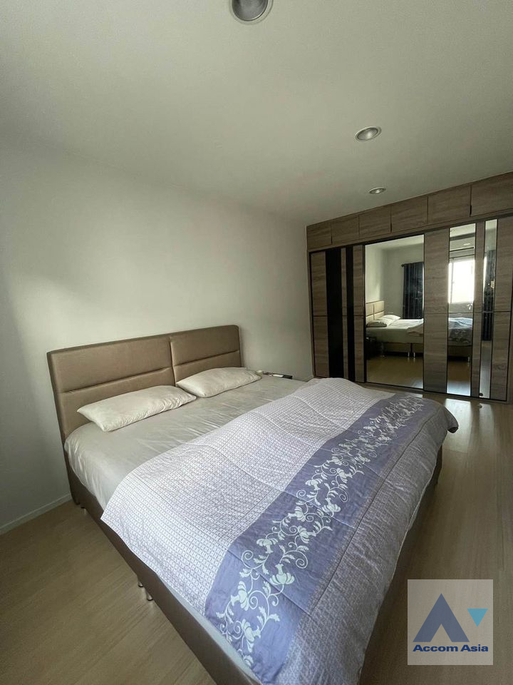 8  3 br House For Rent in Pattanakarn ,Bangkok BTS On Nut at Baan Klang Muang Sukhumvit 77-On Nut 17 AA39786