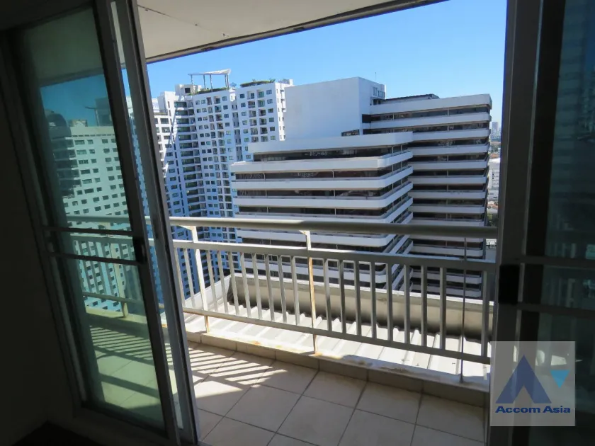 unit 1 Bedroom  Condominium For Sale in Sukhumvit, Bangkok  near MRT Phetchaburi - BTS Asok (AA39793)