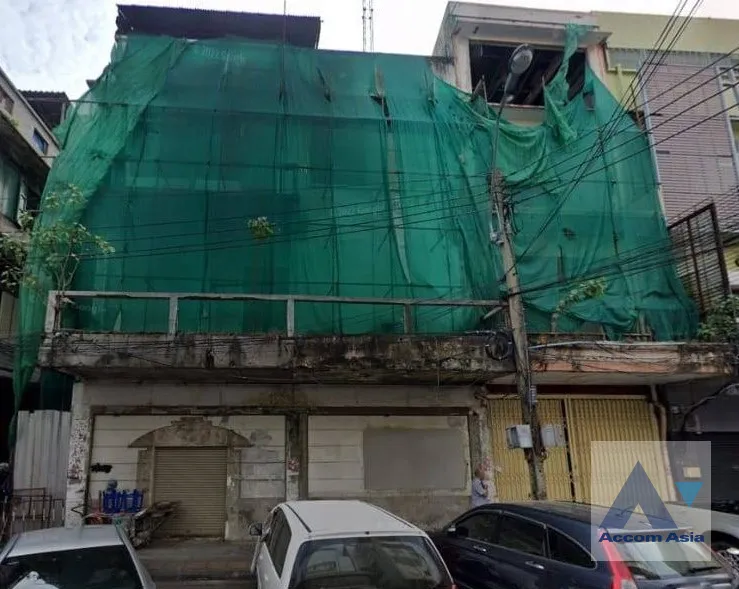unit Shophouse For Sale in Dusit, Bangkok  (AA39813)