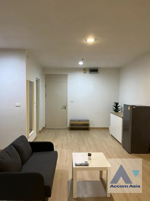 unit 1 Bedroom  Condominium For Rent & Sale in Sathorn, Bangkok  near BTS Surasak (AA39831)