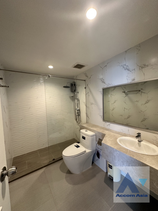 10  3 br Townhouse for rent and sale in Sukhumvit ,Bangkok MRT Sukhumvit - BTS Asok at Kiarti Thanee City AA39844