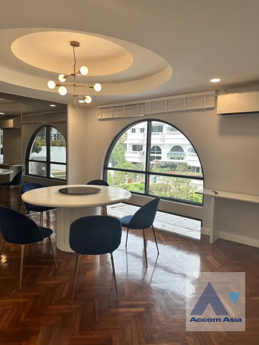 unitPet friendly |  3 Bedrooms  Townhouse For Rent & Sale in Sukhumvit, Bangkok  near MRT Sukhumvit - BTS Asok (AA39844)