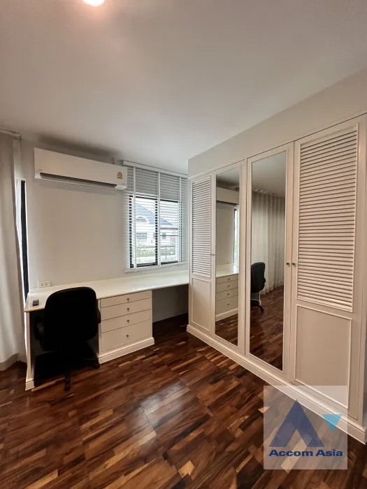 12  3 br Townhouse for rent and sale in Sukhumvit ,Bangkok MRT Sukhumvit - BTS Asok at Kiarti Thanee City AA39844