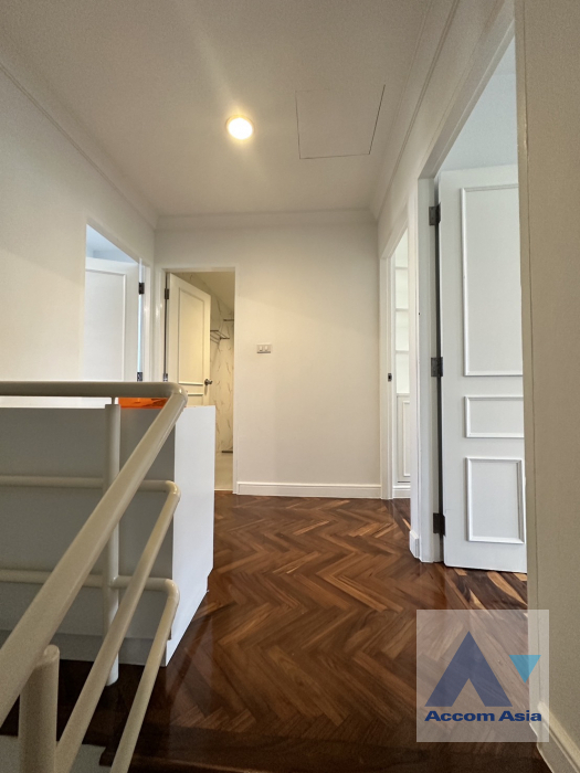 15  3 br Townhouse for rent and sale in Sukhumvit ,Bangkok MRT Sukhumvit - BTS Asok at Kiarti Thanee City AA39844