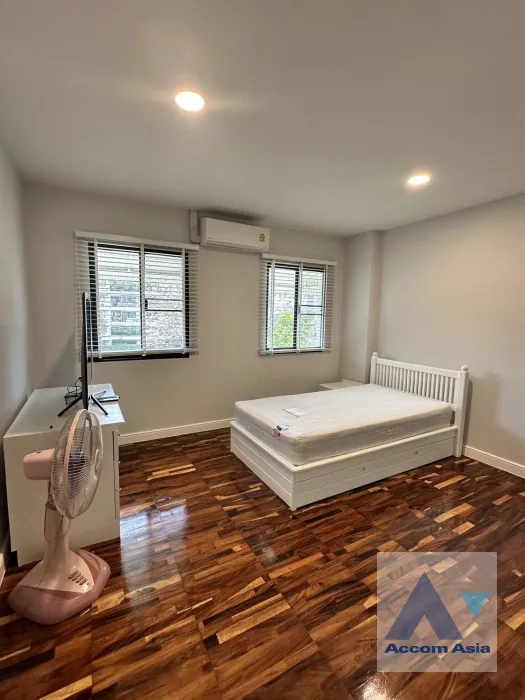 7  3 br Townhouse for rent and sale in Sukhumvit ,Bangkok MRT Sukhumvit - BTS Asok at Kiarti Thanee City AA39844