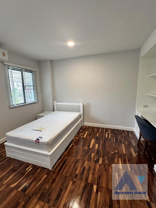 8  3 br Townhouse for rent and sale in Sukhumvit ,Bangkok MRT Sukhumvit - BTS Asok at Kiarti Thanee City AA39844