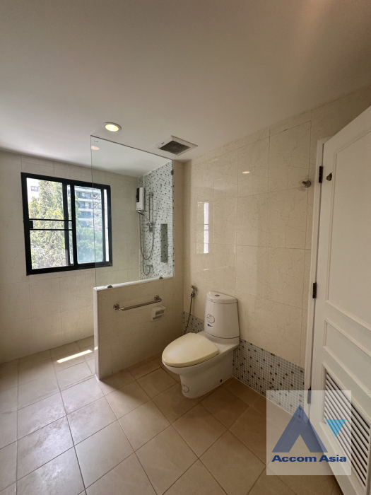 18  3 br Townhouse for rent and sale in Sukhumvit ,Bangkok MRT Sukhumvit - BTS Asok at Kiarti Thanee City AA39844