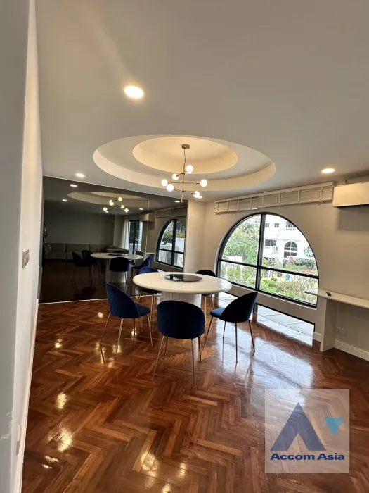 unitPet friendly |  3 Bedrooms  Townhouse For Rent & Sale in Sukhumvit, Bangkok  near MRT Sukhumvit - BTS Asok (AA39844)
