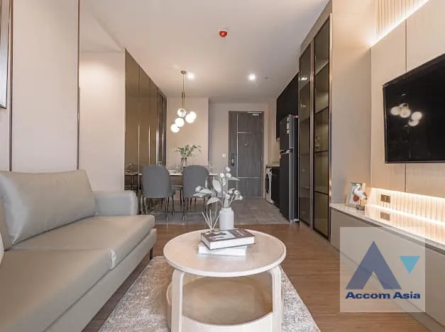unit 2 Bedrooms  Condominium For Rent in Sukhumvit, Bangkok  near MRT Phetchaburi - BTS Asok (AA39845)
