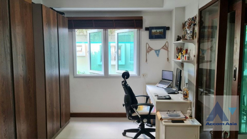 14  3 br Condominium For Sale in Ratchadaphisek ,Bangkok MRT Phetchaburi at Brighton Place AA39846