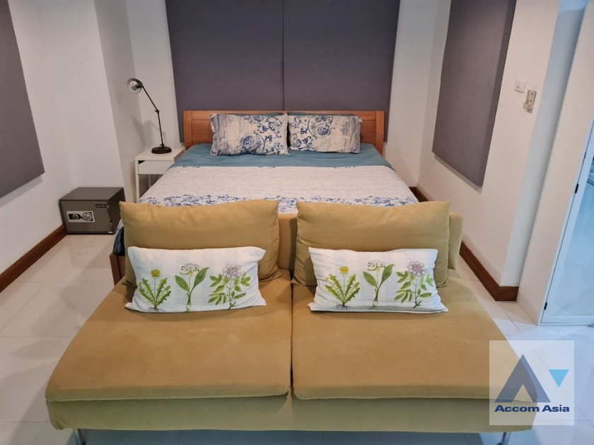 13  3 br Condominium For Sale in Ratchadaphisek ,Bangkok MRT Phetchaburi at Brighton Place AA39846
