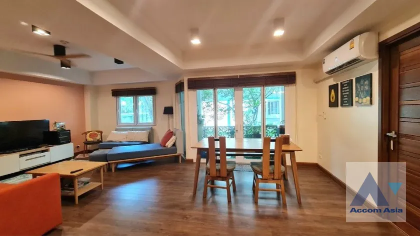 Ground Floor | Brighton Place Condominium  3 Bedroom for Sale MRT Phetchaburi in Ratchadaphisek Bangkok