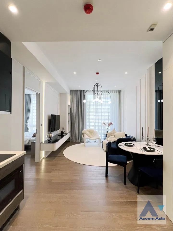  1  1 br Condominium For Rent in Ploenchit ,Bangkok BTS Ploenchit at MUNIQ Langsuan AA39857