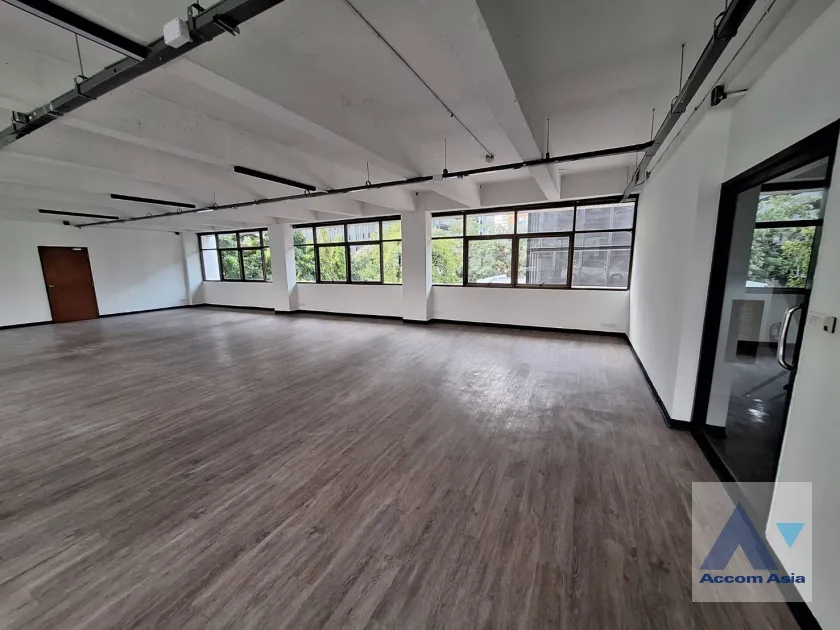 unitOffice |  Office space For Rent in Sukhumvit, Bangkok  near BTS Thong Lo (AA39859)