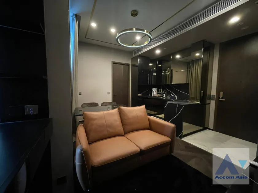 unit 1 Bedroom  Condominium For Rent & Sale in Sukhumvit, Bangkok  near BTS Thong Lo (AA39863)