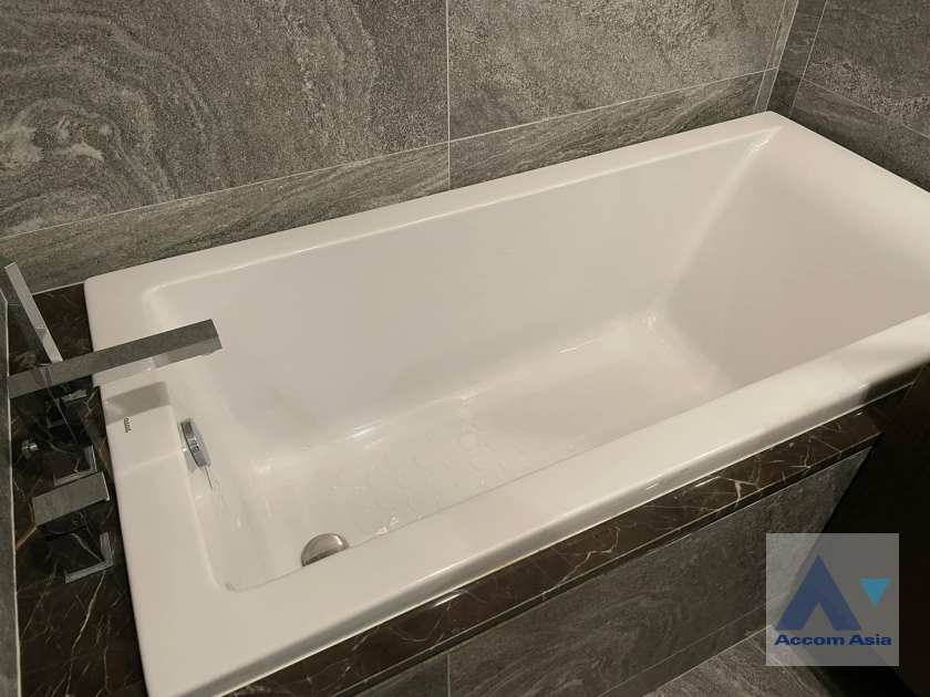 9  1 br Condominium for rent and sale in Sukhumvit ,Bangkok BTS Thong Lo at The Esse Sukhumvit 36 AA39863