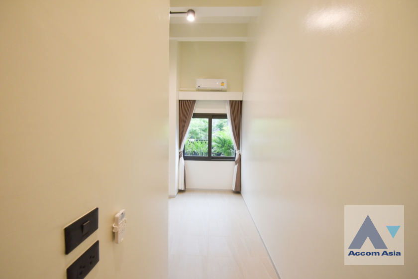 12  5 br House for rent and sale in Samutprakan ,Samutprakan BTS Bearing AA39885