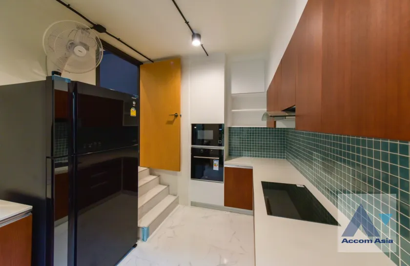 7  5 br House for rent and sale in Samutprakan ,Samutprakan BTS Bearing AA39885