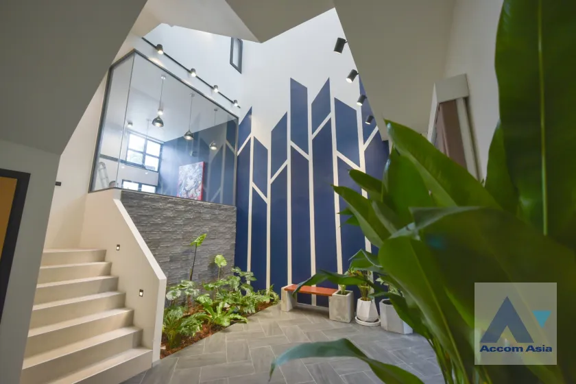 5  5 br House for rent and sale in Samutprakan ,Samutprakan BTS Bearing AA39885