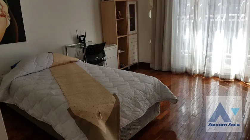 6  3 br Condominium For Sale in Sukhumvit ,Bangkok BTS Nana at Baan Siri Sukhumvit 13 AA39891