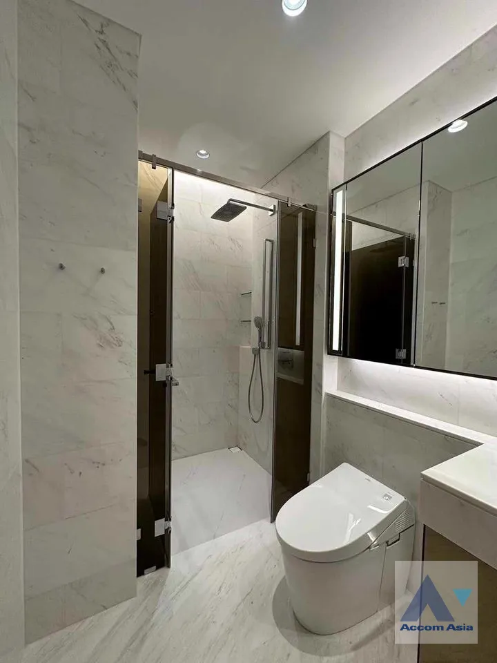 4  1 br Condominium For Rent in Ploenchit ,Bangkok BTS Chitlom at The Residences at Sindhorn Kempinski Hotel Bangkok AA39898