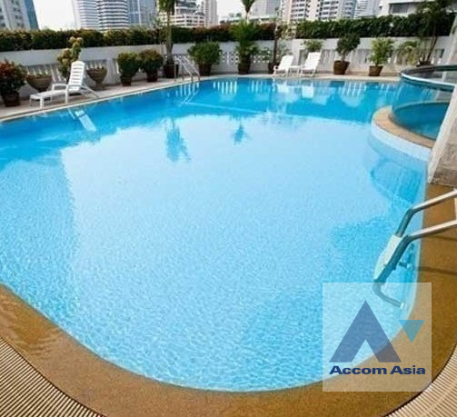  2  3 br Apartment For Rent in Sukhumvit ,Bangkok BTS Phrom Phong at Apartment with Top Facilities, Close to Emshere AA39910
