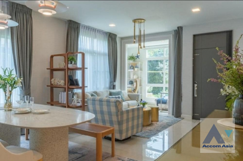 4  4 br House for rent and sale in Samutprakan ,Samutprakan  at Mantana Bangna Km.7 AA39934