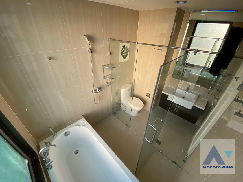 9  2 br Condominium For Rent in Phaholyothin ,Bangkok ARL Makkasan - MRT Phetchaburi at Villa Asoke AA39941