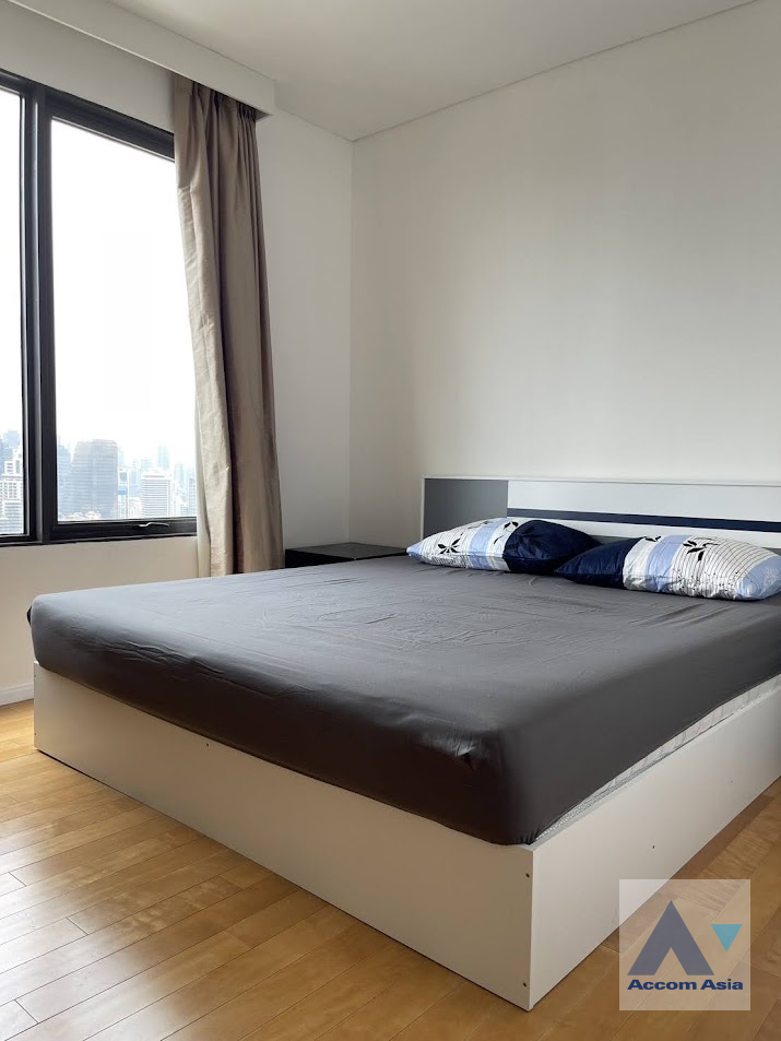 5  2 br Condominium For Rent in Phaholyothin ,Bangkok ARL Makkasan - MRT Phetchaburi at Villa Asoke AA39941