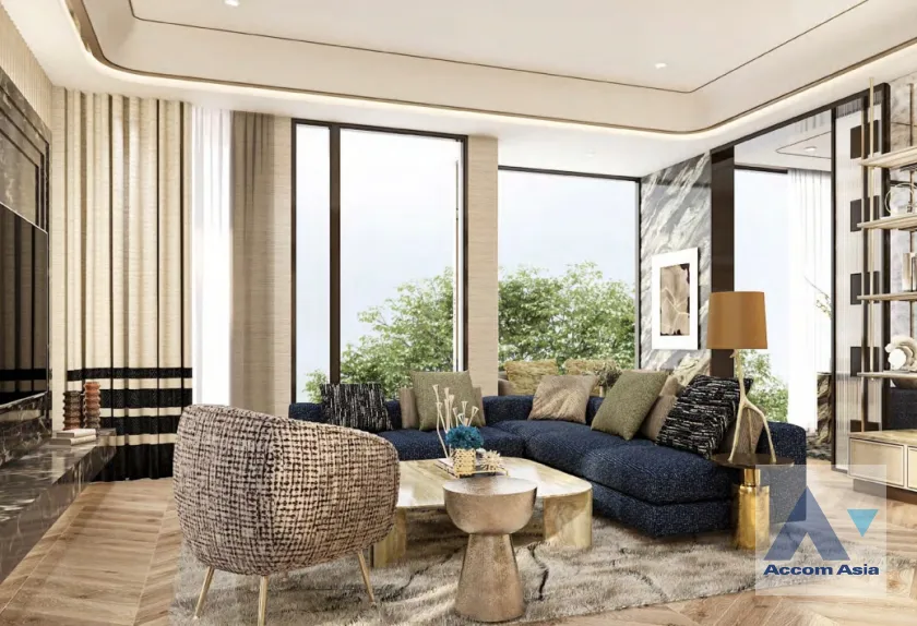 unit 4 Bedrooms  House For Sale in Sukhumvit, Bangkok  near BTS Phrom Phong - MRT Phetchaburi (AA39944)