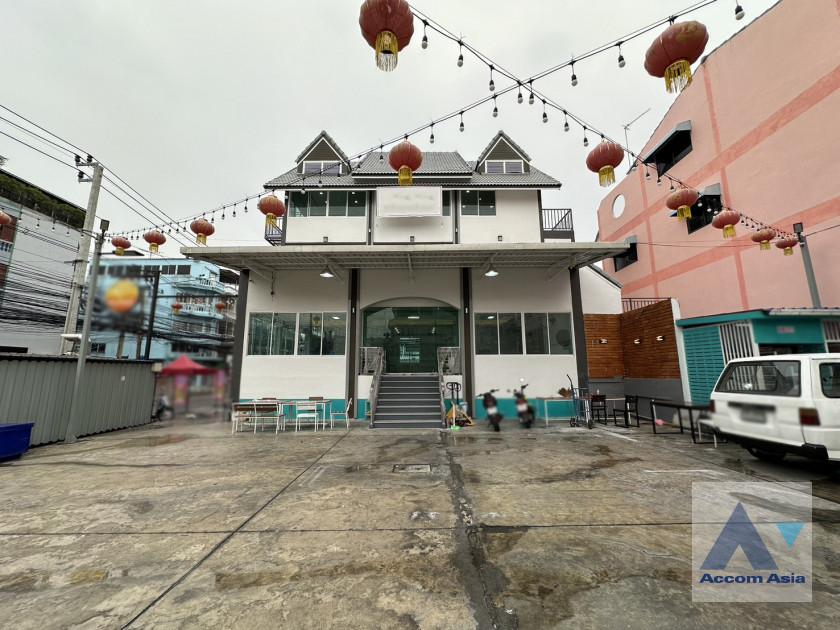 4  Building For Rent in Pattanakarn ,Bangkok BTS Punnawithi AA39947