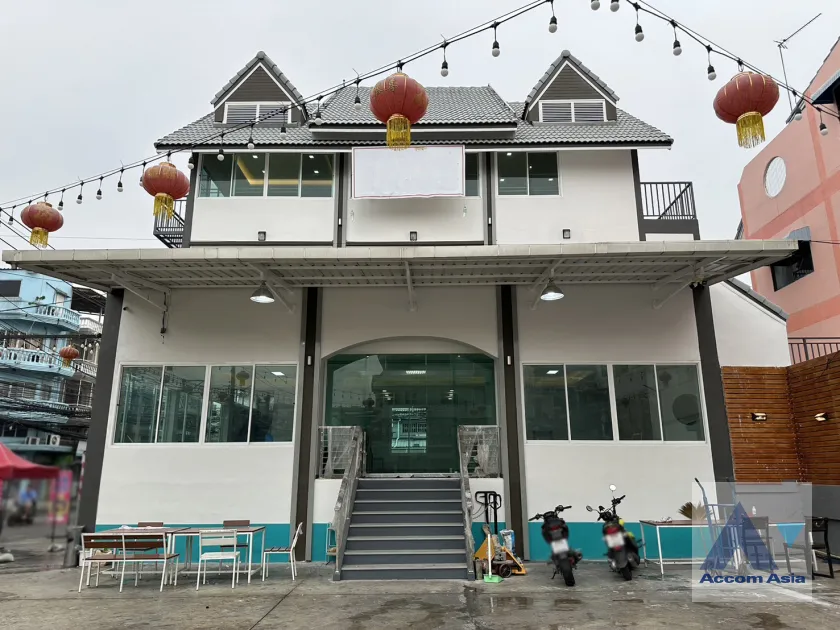  2  Building For Rent in Pattanakarn ,Bangkok BTS Punnawithi AA39947