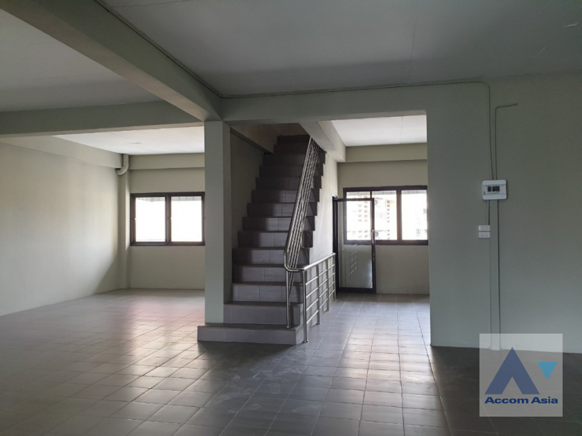  1  5 br Shophouse For Rent in Rama 3 ,Bangkok BTS Talat Phlu AA39949