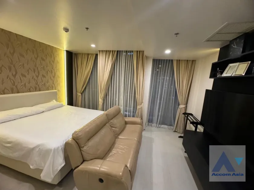 Noble Ploenchit Condominium  1 Bedroom for Rent BTS Ploenchit in Ploenchit Bangkok