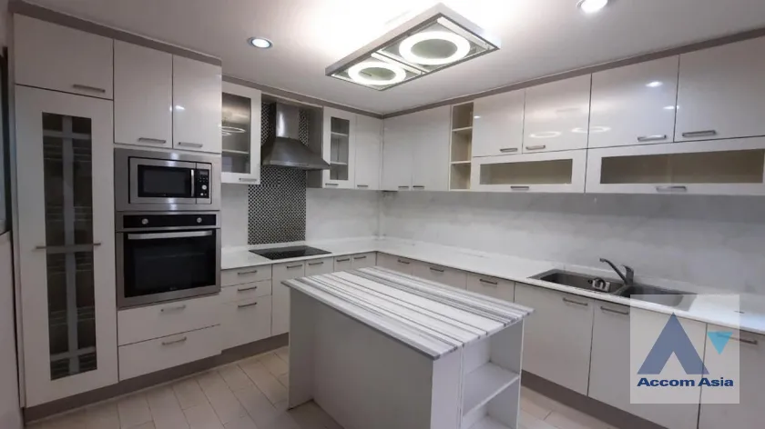 4  5 br House for rent and sale in Pattanakarn ,Bangkok  at Baan Varatorn Ville  AA39955