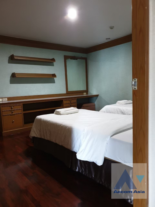 6  3 br Apartment for rent and sale in Sukhumvit ,Bangkok BTS Nana at Contemporary Lifestyle AA39961