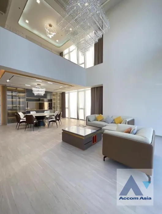 unitFully Furnished |  4 Bedrooms  Condominium For Rent in Ratchadaphisek, Bangkok  near MRT Rama 9 (AA39965)