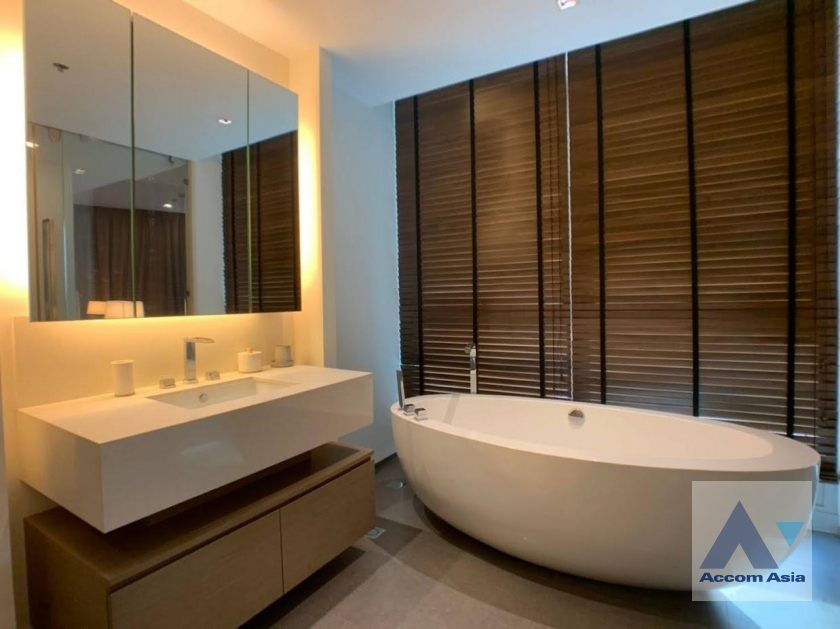 9  3 br Condominium For Rent in Charoen Nakhon ,Bangkok BTS Krung Thon Buri at The River Condominium AA39976