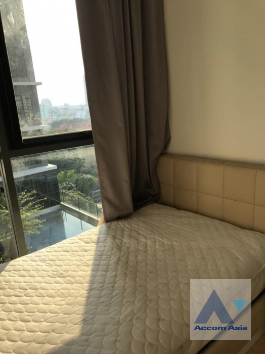 4  2 br Condominium For Sale in  ,Bangkok BTS Phaya Thai at Ideo Mobi Phayathai AA39981