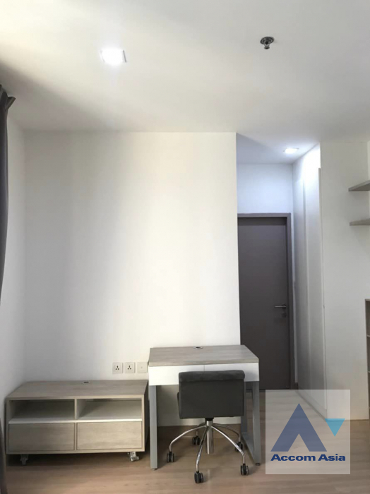 8  2 br Condominium For Sale in  ,Bangkok BTS Phaya Thai at Ideo Mobi Phayathai AA39981