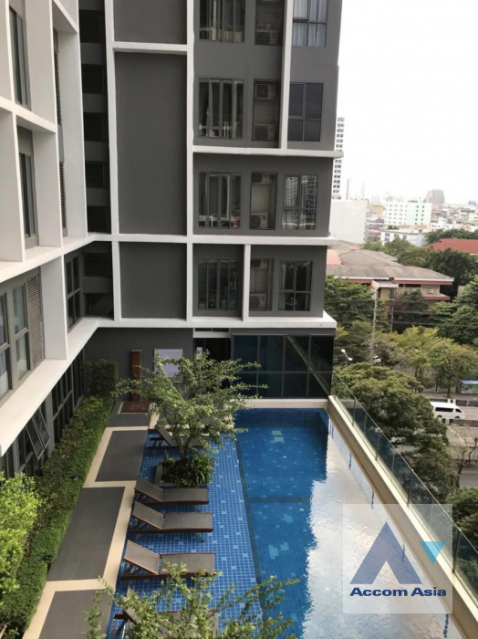  2  2 br Condominium For Sale in  ,Bangkok BTS Phaya Thai at Ideo Mobi Phayathai AA39981