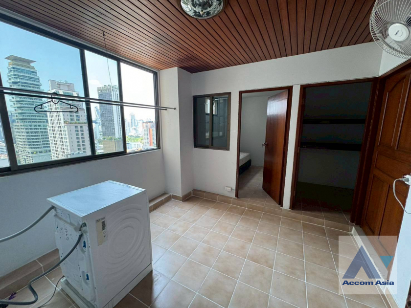 13  4 br Apartment For Rent in Sukhumvit ,Bangkok BTS Phrom Phong at Pet friendly - High rise Apartment in Phrom Phong AA39990