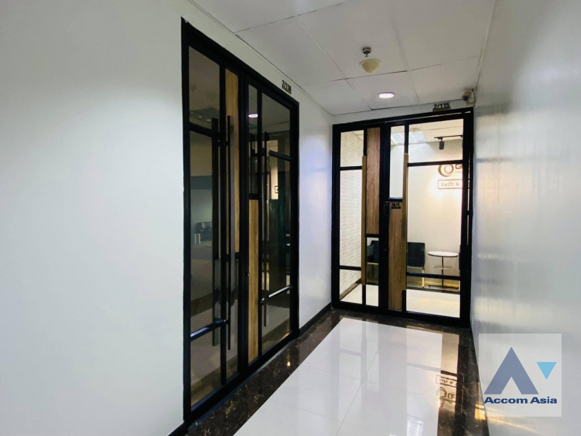 10  Office Space For Rent in Bang Na ,Bangkok BTS Bang Na at Bangna Complex Office Tower AA39994