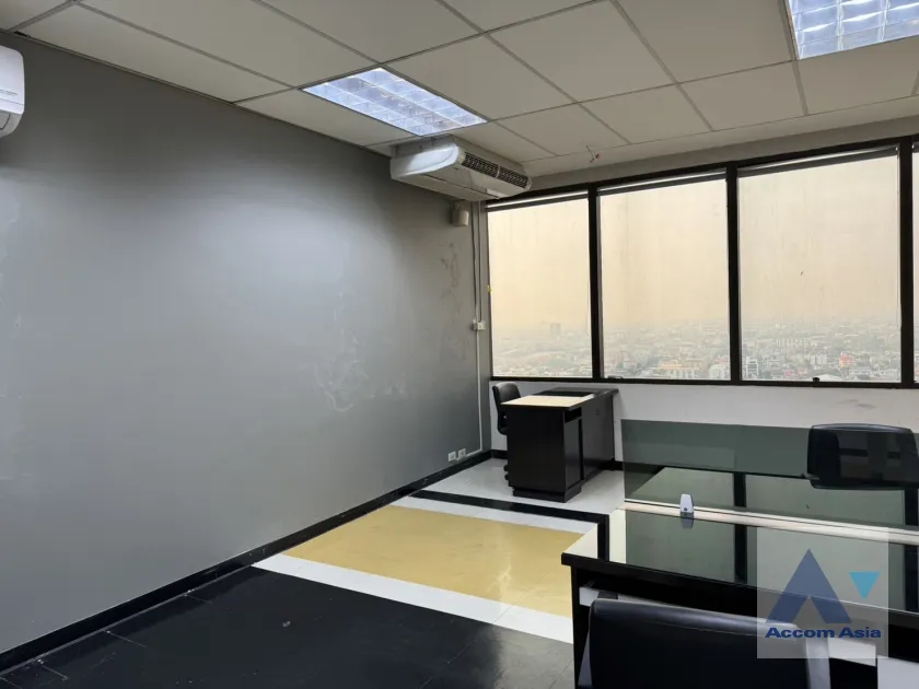  1  Office Space For Rent in Bang Na ,Bangkok BTS Bang Na at Bangna Complex Office Tower AA39994
