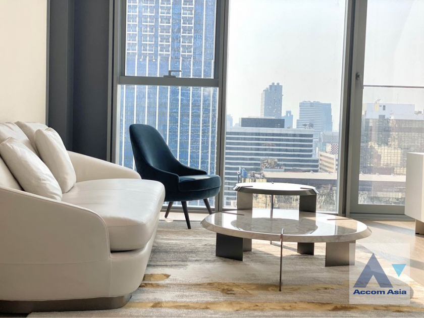 4  1 br Condominium For Rent in Ploenchit ,Bangkok BTS Chitlom at Scope Langsuan AA39999