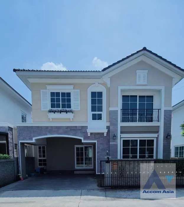 unit 4 Bedrooms  House For Sale in Pattanakarn, Bangkok  (AA40002)