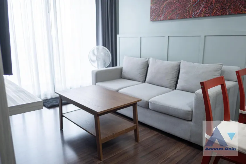 unit 1 Bedroom  Condominium For Rent in Sukhumvit, Bangkok  near BTS Punnawithi (AA40005)