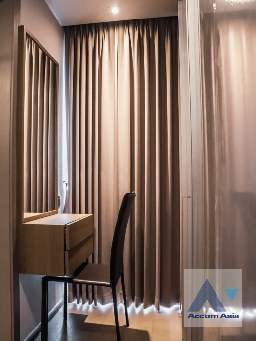 8  2 br Condominium For Rent in Ploenchit ,Bangkok BTS National Stadium at KLASS Siam AA40010